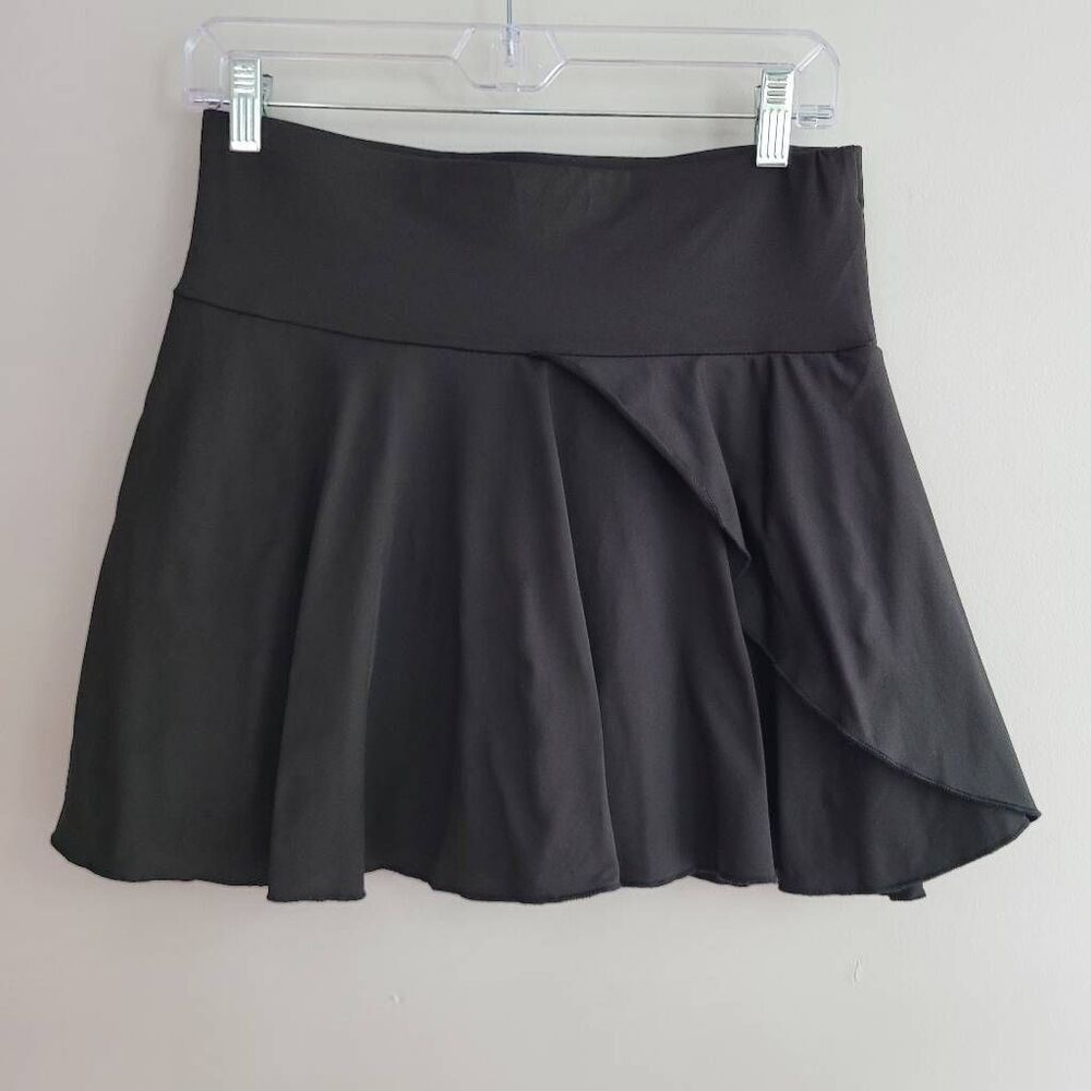 Black mini skort asymmetrical detail‎ stretchy yoga tennis athletic minimalist